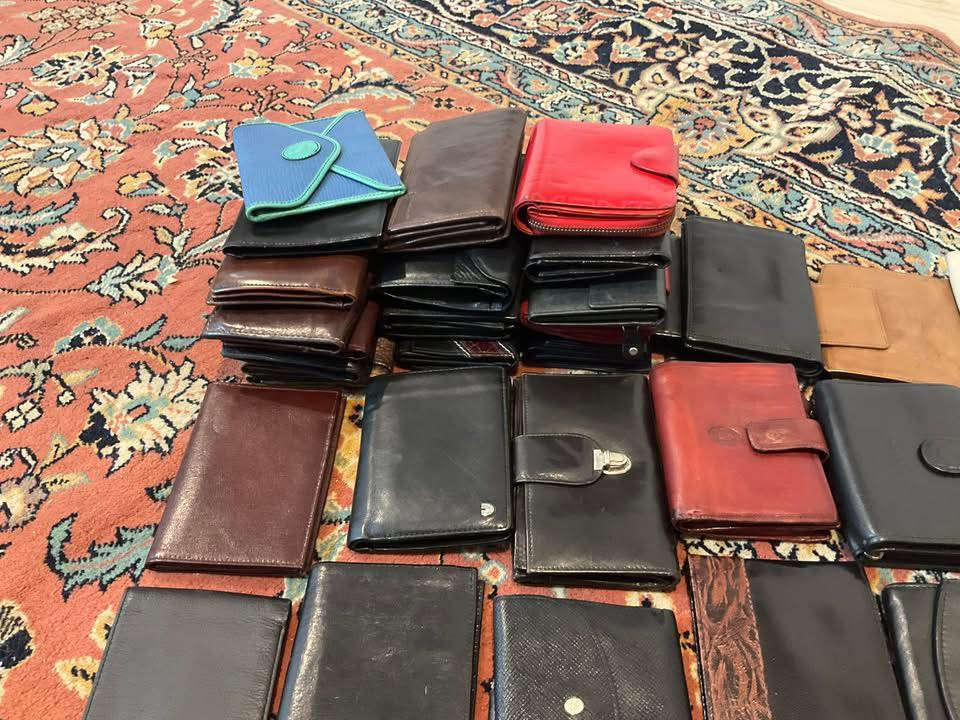 محفظات جلد طبيعي


**إذا كنت صاحب هذا الإعلان وتريد حذفه لأي سبب، رجاءا أرسل رسالة إلى الدعم الفني**