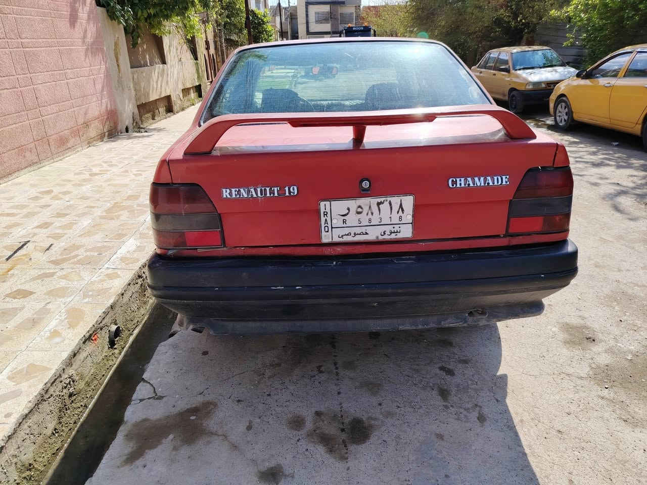 رينو 19صندوك مكينه مال كصه رقم ابيض سنويه خضره كاربون بنزين السيارة نظيفة السعر 15اللاستفسار رقم الهاتف ***********كورك ***********
