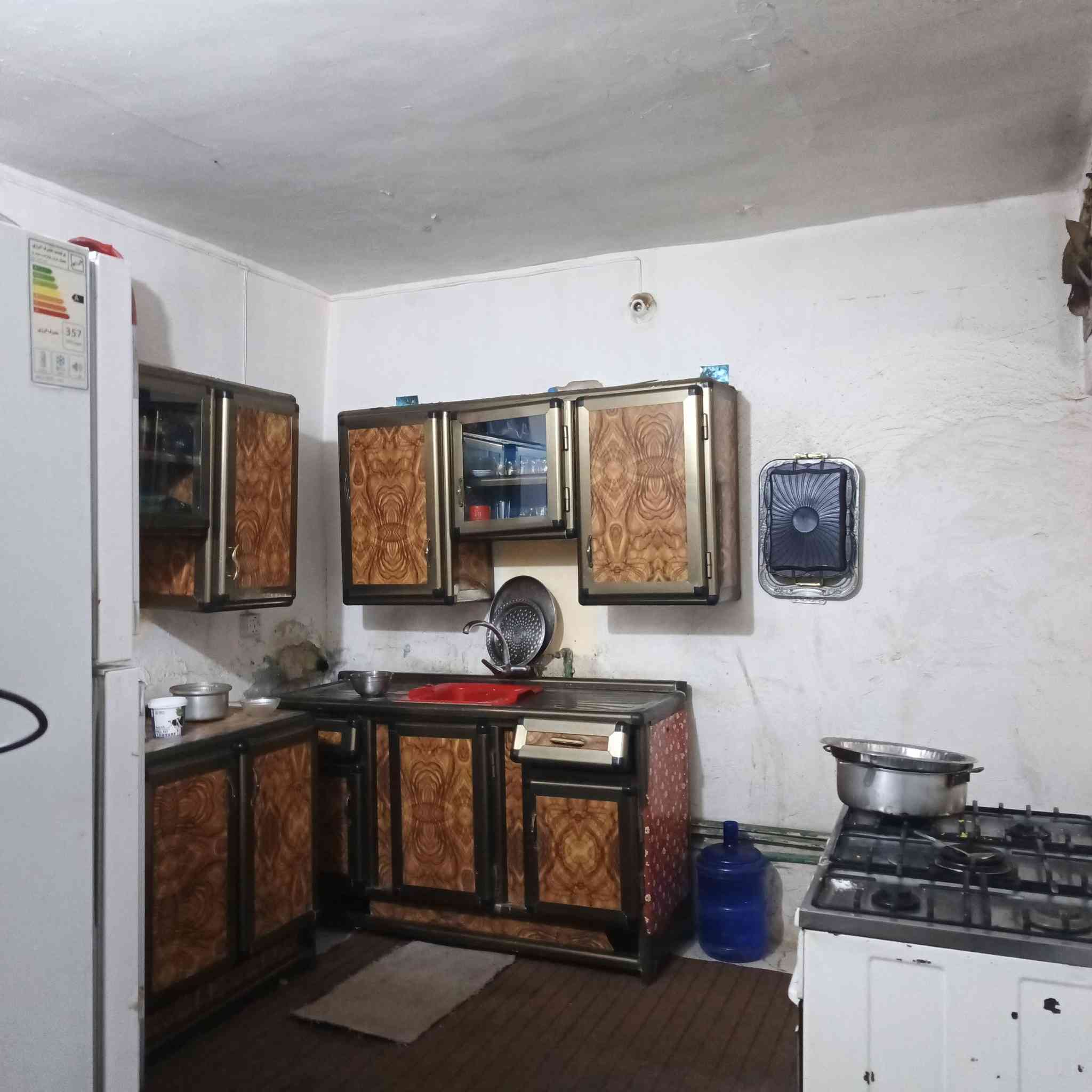 بيت للبيع كربلاء حي العامل قبل السوق الاخير قرب المستوصف ٣غرف واستقبال وصالتين ومطبخ و صحيات طارمه وسطحين المساحة ١٥٠ مربع للاستفسار ‏‪***********‬‏ السعر ١٧٥ بي مجال
