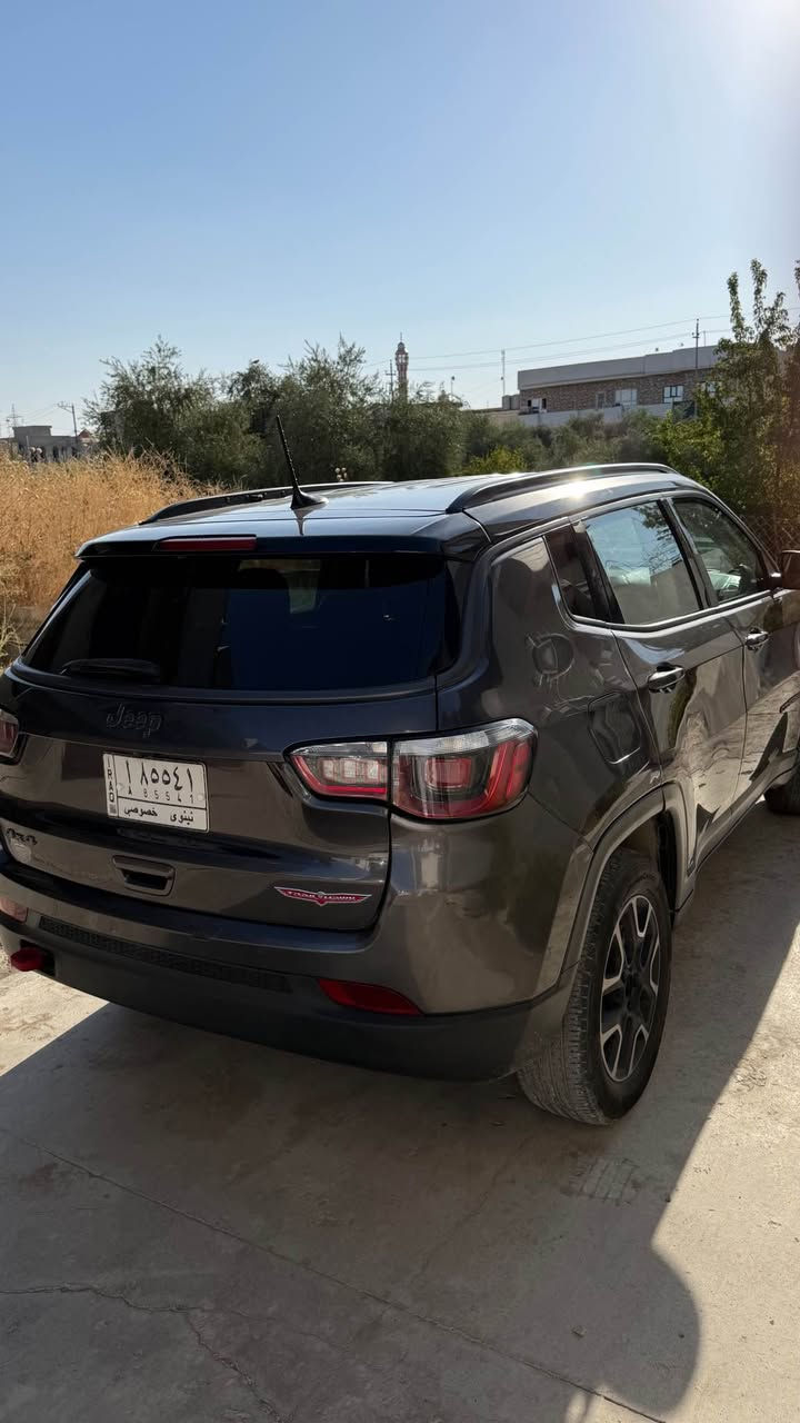 جيب كومباس  
فئة تريل هوك موديل 2019 
محرك اربعة سلندر 2400 
تنفس طبيعي 
دفع رباعي 
تبريد قطعتين 
سقف اسود 
كشنات جلد 
تحكمات ستيرن 
بصمة تشغيل 
بصمة ابواب 
كوبون بانزين 
ماشيه 62 الف مايل 
ضرر بوند  
سعر 138 
للاستفسار الاتصال  
على الرقم*********** موصل, نينوى
