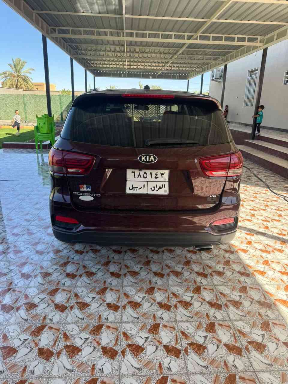 كيا سورنتو 2019 امريكيه سياره جديده
فور ويل 6 سلندر تبريد قطعتين منفصل
7 راكب رادار جانبي كرسي سايق كهرباء
شاشه كامره تحديد مسار
حادثها جاملغ وباب عكس سايق طخه بسيطه 
صور حادث ع خاص
السعر 175 ورقه للاتصال ***********
مكاني بغداد حي الجامعه
