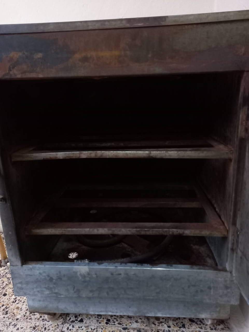 عندي هذا الفرن شغال اريد ابيعو ٢٠ الف وبينو مجال


**إذا كنت صاحب هذا الإعلان وتريد حذفه لأي سبب، رجاءا أرسل رسالة إلى الدعم الفني**