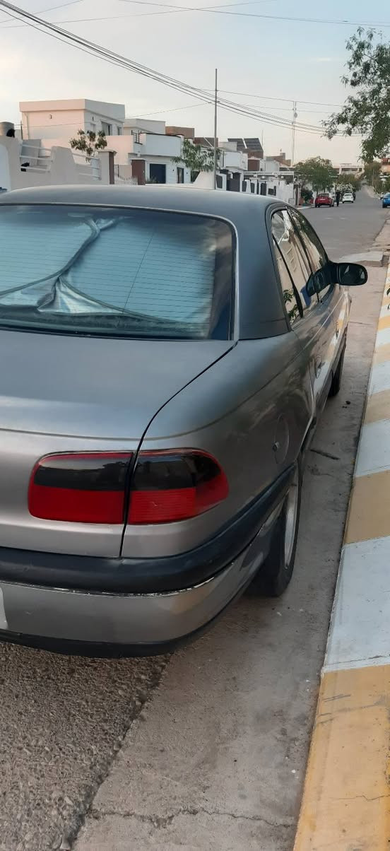 اوميكا بزون اوتوماتيك موديل ٩٤ رقم اربيل محرك قبغ اسود 
المكان كركوك
***********
السعر ٣٥
