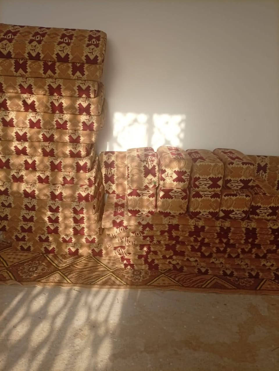 جلسه عربية مستخدمه نظيفه للبيع
دوشگ عدد٩
ركن عدد ٣
مسند ضهر ١٦
١٠ تكيات
يكفي استقبال بمسافه ٤*٩
للاستفسار اكثر *********** واتساب
مكاني الشطرة عندك ديوان للبيع دزه خاص
