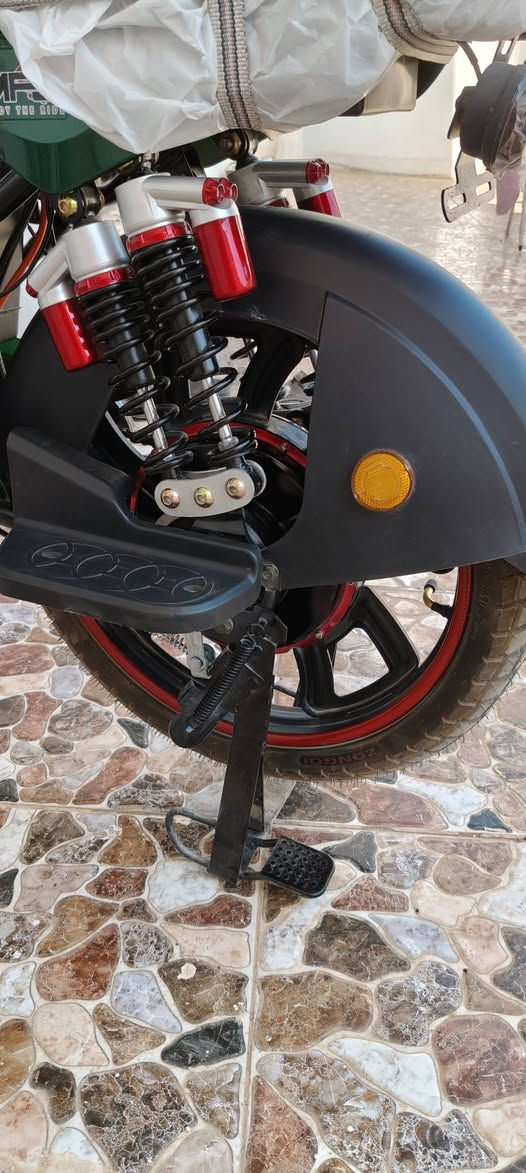 دراجه ماركة MPS استخدام قليل الحجم الكبير 20 

السرعه الحقيقيه 75 

حجم الملف 1500 حقيقي نحاس

تتحمل وزن لحد 200 كيلو

تمشي بالشحنه الوحده 50 كيلو 

بلوتوث وتشغيل عن بعد جهاز مانع سرقه 

السعر 390 وبيه مجال بسيط للتواصل على الخاص مكاني سليمانيه رابرين السليمانية, العراق


**إذا كنت صاحب هذا الإعلان وتريد حذفه لأي سبب، رجاءا أرسل رسالة إلى الدعم الفني**