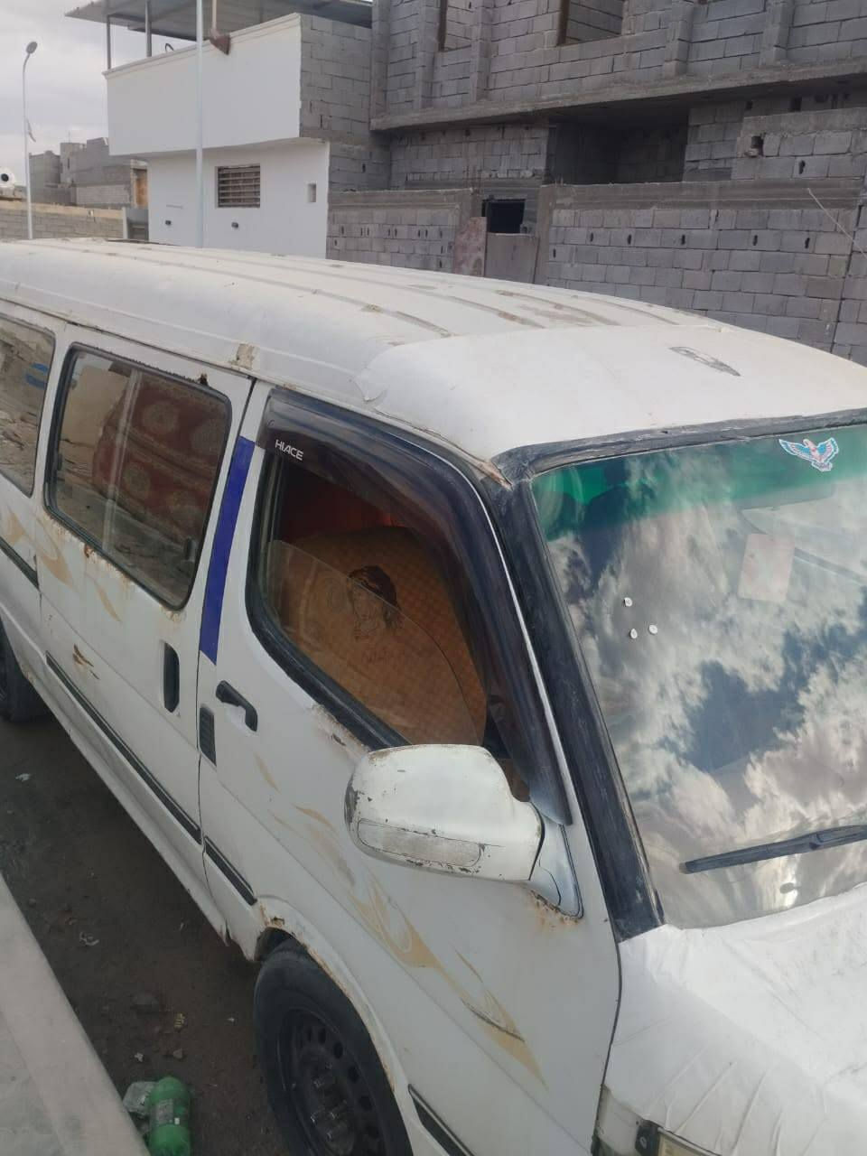 فتون لبيع مكينه بلاديه وكير زين بس عراعي ماندله بل ضبط وسعره 16 ورقه*********** مكانه الزبير
