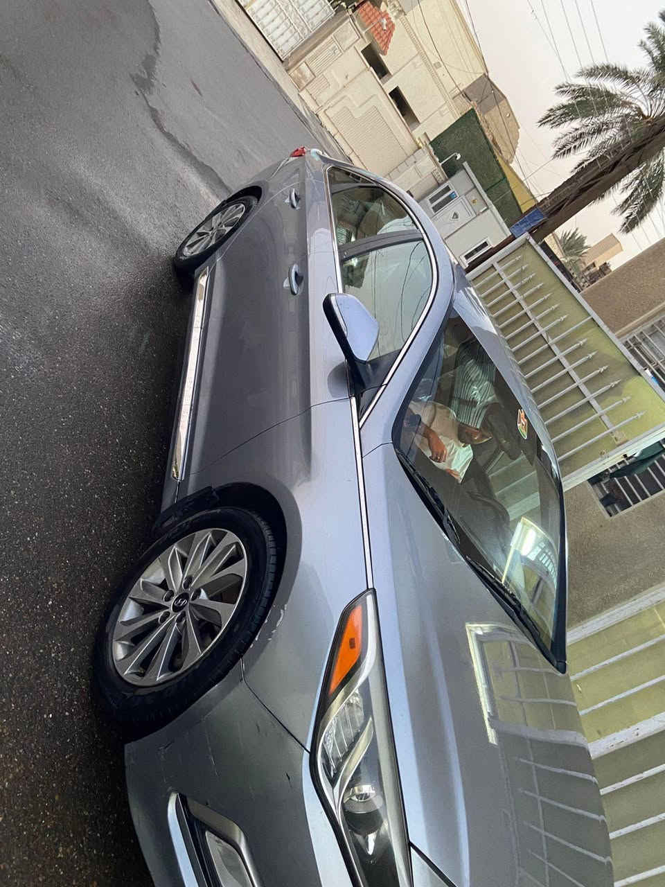 سوناتا 2017وارد امريكي محرك 2400مواصفات تحكمات ستيرن شاشة كبيرة كشن كهرباء اشاير بامري 
السيارة كلين حادثهة سرقة جاملغ ومبدل ومضبوغ ومصبوغ باب توحيد لون السيارة كشرهة كلش نضيف السيارة ماشية ٩٥ كير ومحرك مكفول 
للاستفسار الاتصال ***********
