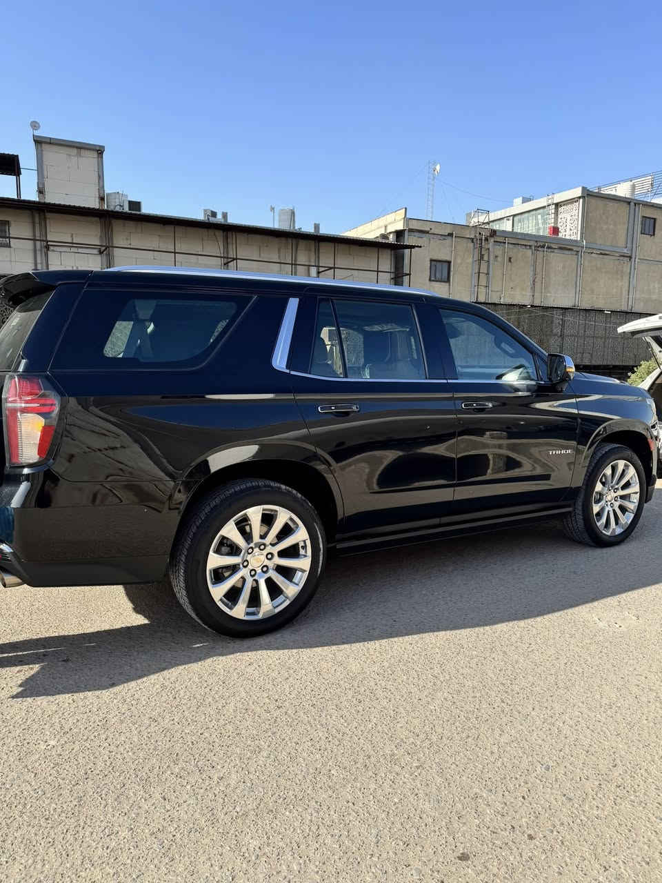 السلام عليكم للبيع تاهو 2023 برايمر خليجي فول مواصفات
تاهو 2023 برايمر خليجي 
ومواصفات البرايمر معروفه 
 ماشيه 53000KM
السياره مكفوله كفاله عامه 
والسياره مغلفه افلام حمايه بل كامل 
رقم السياره بغداد 
عنوان السياره البصره 
السعر 60000$ وبيه مجال 
***********
