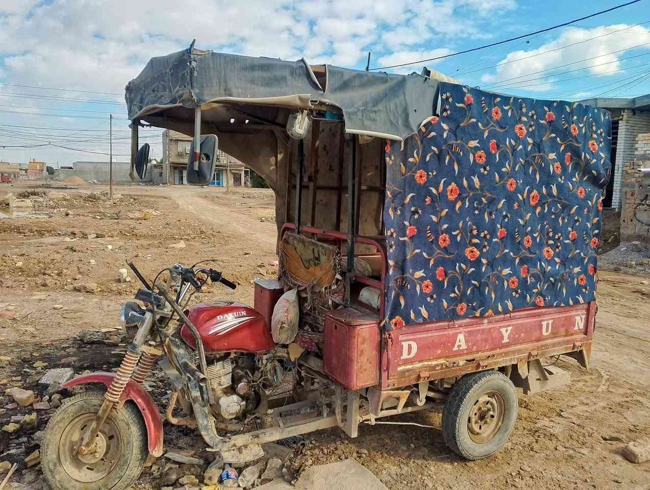 السلام عليكم ستوته للبيع نوع دايوان اوراق كامله بيها بس الماكينه الكير الثالث وثاني العنوان سبع قصو شارع ابو علي رقم الهاتف ***********السعر 550
