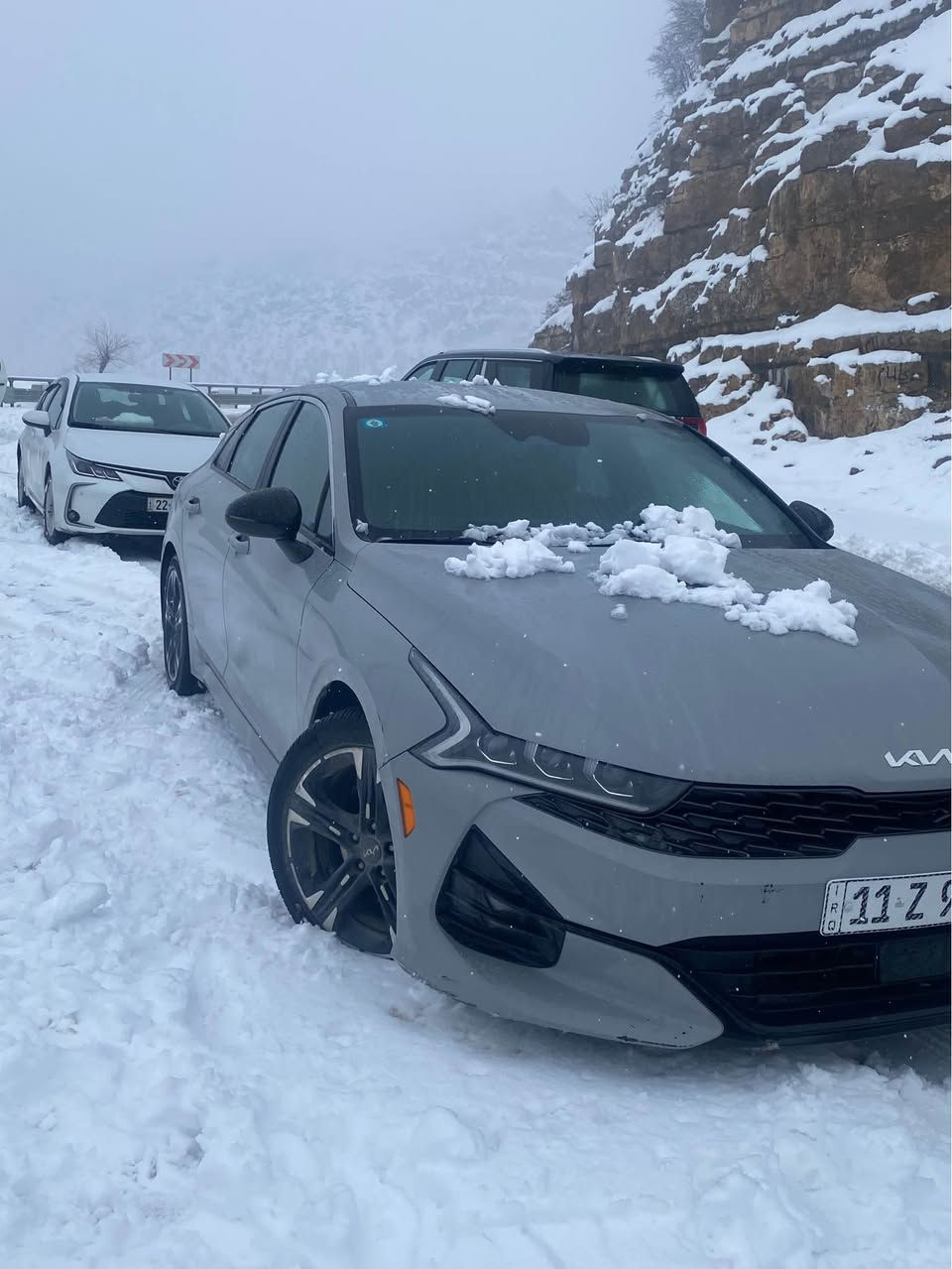 سلام عليكم

KIA K5 GT LINE 

2024 موديل 

سيارة باسمي رقم بغداد انكليزي 

المواصفات:

1-بصمة ابواب وتشغيل

2-تحكم استيرن كامل 

3- كشنات الامامية كهرباء 

4-كراسي جلد احمر

5 - وختم شعار GTline

6-رادار امامي + خلفي

 (توقف خلفي ذاتي) 

7- شاشه كبيرة كار بلي( بلوتوث ، USB  AUX )

9- حجم المحرك 1600 تيربو

10- رادار امامي + خلفي

11- لد نهاري

‏12 -انظمه قيادك 6

13-ويل كب 19 

14- شاشه عرض اعطال بالدشبول

15- كروز سرعه ذكي  ( مثبت سرعه )

16- كشنات تدفئة 

17-سايد بريك بصمه 

‏18- GPS الخرائط

19- نظام النقطه العمياء

20-  صندق كهرباء

21- قيادة ذاتية

22- شاحنة واير ليس

23- تحديد مسار 

24--تشغيل عن بعد

25-- مخارج شحن أمامي و 2خلفي

26-- رادار جانبي + امامي+ خلفي

مكان السيارة بابل حله حي الصحه 

للاتصال *********** حلة, بابل
