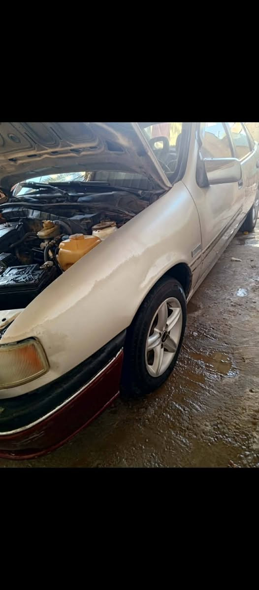 السلام عليكم فكتره للبيع موديل 91 رقم بابل نكليزي السيارة بأسمي جاهزه ماتصرف عليها ربع كير مكينه تخم تأثير حدادية كله جديد ترايك 140 تهد استيرن السعر 26 ورقه وبيها مجال *********** مكان بابل
