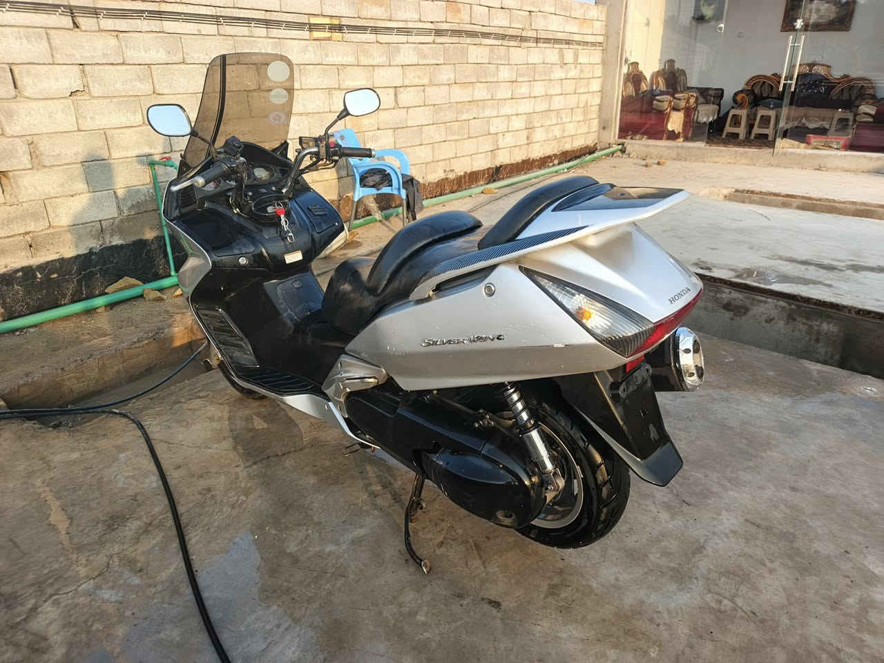 سلام عليكم دراجه سلفر ونج 600 للبيع الامكان الديوانيه قرب فلكه النسيج دراجه ماشيه 63 جاهزه تراي وين مي عجبك شرط تشك الكاع سعر 15 قابل التفاوض اتصل وتدلل ‏‪***********‬‏
