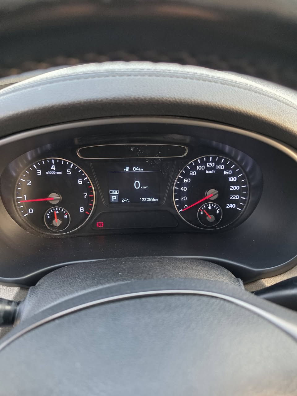 سورينتو خليجي للبيع 2019 فول مواصفات 1/1
ماشيه 122km
مكفوله من كير ومحرك وتبريد وكشر ماعده بارد بلجاملغ الخلفي وممبين مصلحه درجه اولى 
المواصفات 
7 راكب 
كشنات كهربائيه وجلد والاماميات حار وبارد والخلفيه حار
اربع كامرلت 
بانراما 
شحن واير ليس 
حساسات اماميه وخلفيه 
صندوك كهرباء 
تحكمات ستيرين 
مثبت سرعه 
فور ويل 
خرائط بدون انترنيت 
تبريد 3 قطع 
سايد بريك كهربائي 
دخول ذكي بصمه 
اشاير بلمري ومري كهرباء 
اناره ترحيب 
السياره فول مواصفات
رقم بغداد 
السعر 270 $ 
 الرقم ***********
العنوان بغداد
