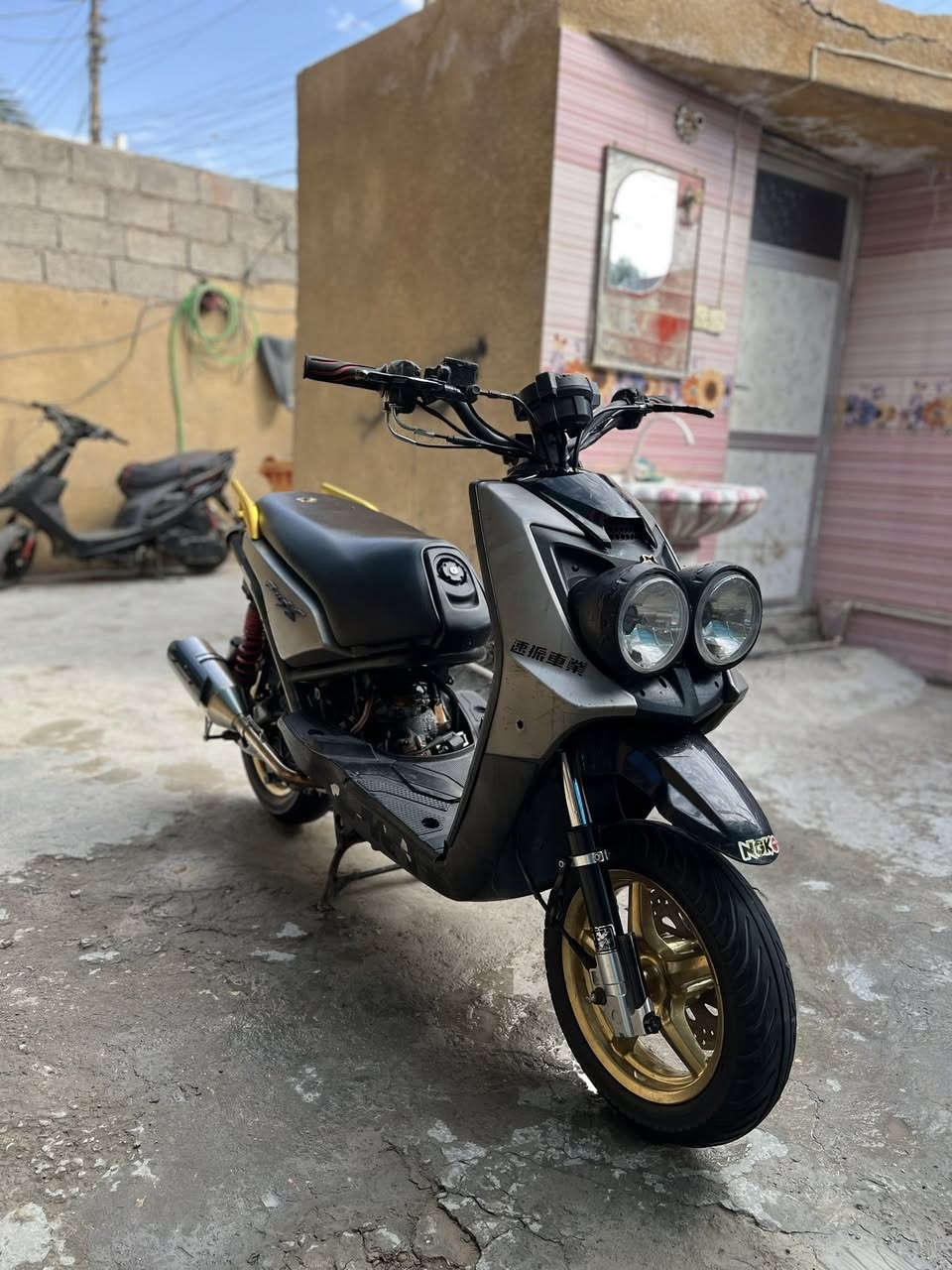 سلام عليكم سكنس جبلي للبيع ام عيون مديل2015 لدراجه مكينه رياضيه مال رمبه مزوده من رمبه داخل وخارج مزوده  لدراجه مكفوله كفاله عامه مكينه شك الكاع خير من الله شلعه ومعدل لتزويد
1كلاجات رياضي اصلي
2كور مزود اقباقع ومبخره
3صلنصه استيل كاربون راجمه
4صدر امامي اصلي
5دبلات خلفيه ابو لبطل اصلي
6استيرن اصلي
7سبيدر رياضي
8استان صفح رياضي
كفرات اصليه اسعر مليون و100وبيها مجال للشراي للسفسار***********مكان الحسينية مال راشديه
