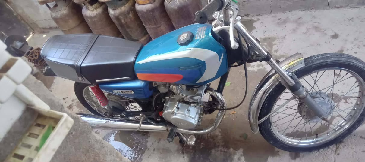 دراجه  للبيع تعمير  محراك 24 شاصي 16 مكان كربلاء حي الغدير
الاستفسار ***********
