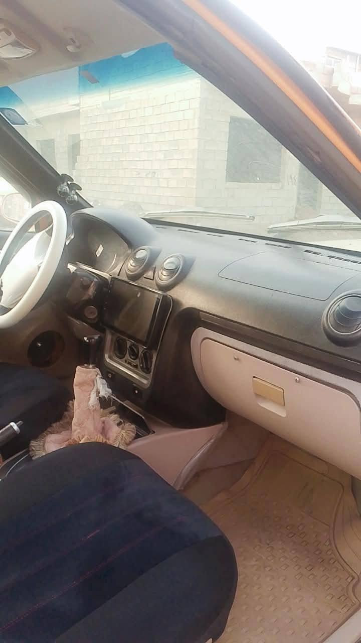 سلام عليكم سيكي لبيع 2012 كير محرك شرط هيه وغرمات صفر رقم جديد بدون ضرر دوشه جديده طخم تاير جديد 
السعر 34
***********
***********
مكان حي صدام
