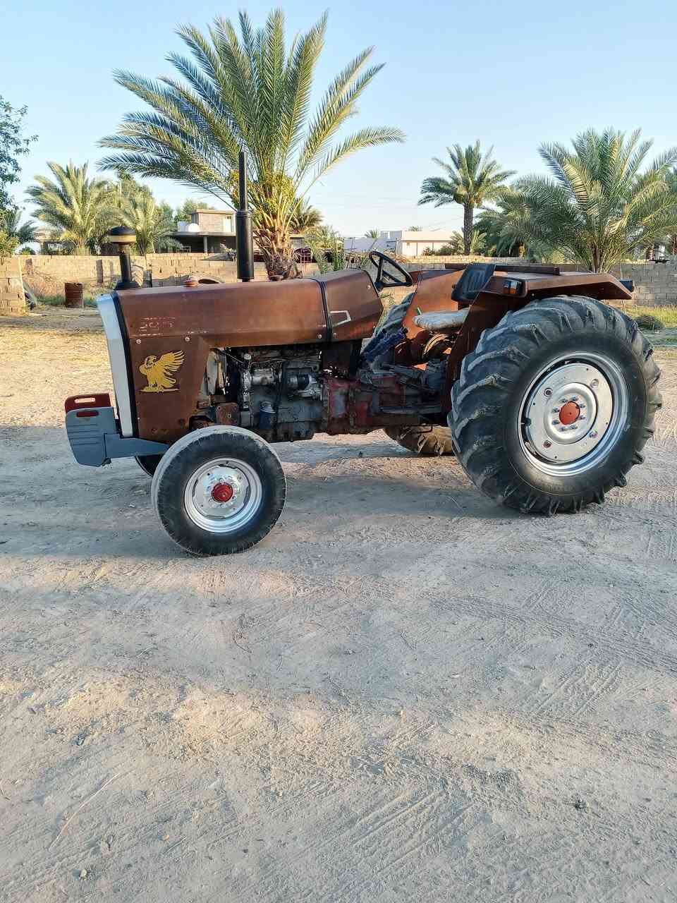 سلام عليكم مكينه فوركسن حجم 290 موديل 81 مكفوله كفاله عامه على وضع شركه
محرك كير اكسن هودرليك كله شرط 

كهربائيات كلها شقاله باور دنفص أبو نجمه مكينة جاهزة مجهزه وبلاديه مال جناي هاذا رقم هاتف وشراي يدلل. ***********
