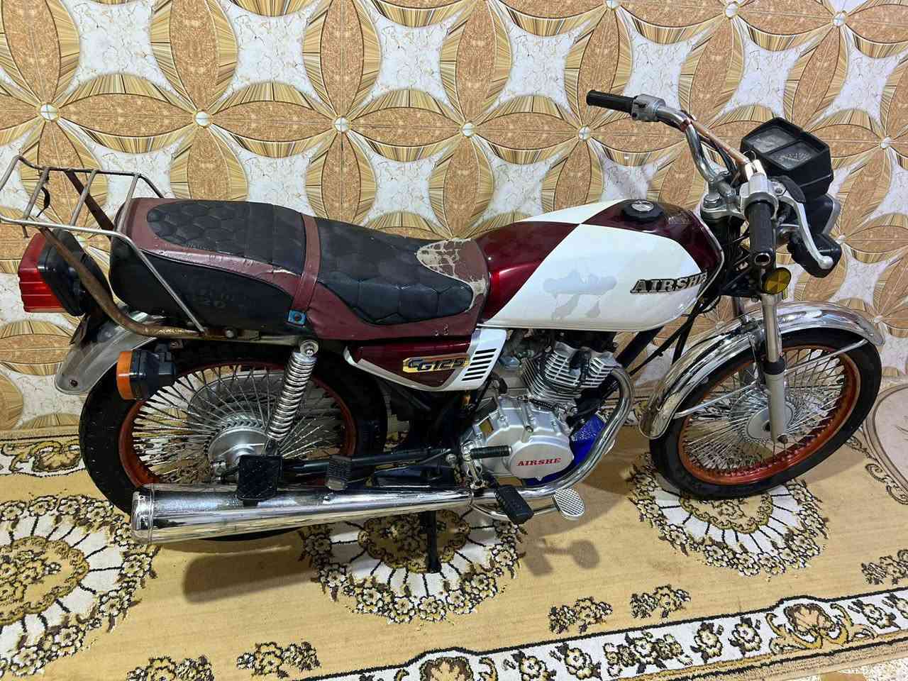 اراوس بوكسر رقم رياضي وانطي فرق اللي يحب يتفضل خاص واذا بيع هم ابيع  
ارشه يراني اصل شلامجه تروح ترقم ما عاوزها شي دراجه ناريه جديده حيل مال موديل 21 السعر المطلوب 900 اخوان الموش الراي يعبر المنشور والخاص موجود ابيع كفاله عامه الدراجه برغي ما مفتوح بها مكان البصره


**إذا كنت صاحب هذا الإعلان وتريد حذفه لأي سبب، رجاءا أرسل رسالة إلى الدعم الفني**