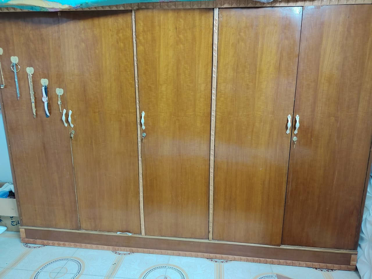 للييع نظيف ب٢٠٠ وبي مجال


**إذا كنت صاحب هذا الإعلان وتريد حذفه لأي سبب، رجاءا أرسل رسالة إلى الدعم الفني**