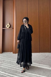 ملابس نسائية • قماش • خصومات