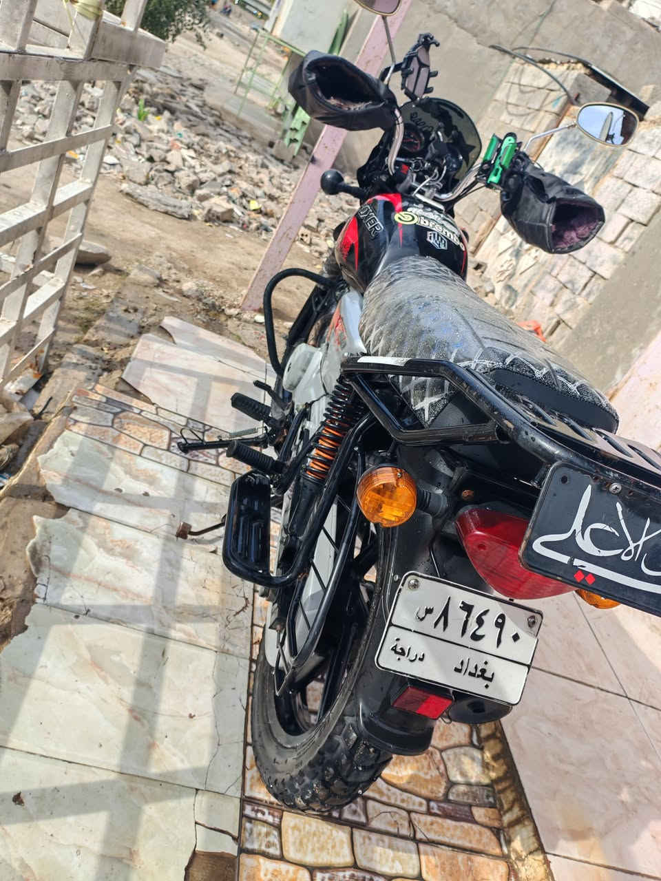 سلام عليكم دراجه بوكسر جبلي موديل 22 داخله 23 رقم بغداد وسنويه بأسمي تحويل بنفس اليوم مكينه كفاله عامه برغي ممفتوح دراجه حلوه وخير من الله مكاني كاضميه الدراجه استخدام شخصي *********** السعر 2 وتلثميه وبيهه مجال بصيط حك جيه
