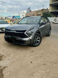 كيا سبورتج هايبرد 2022 رقم بغداد بسمي   ماشية 12 الف قابل للزيادة  الس...