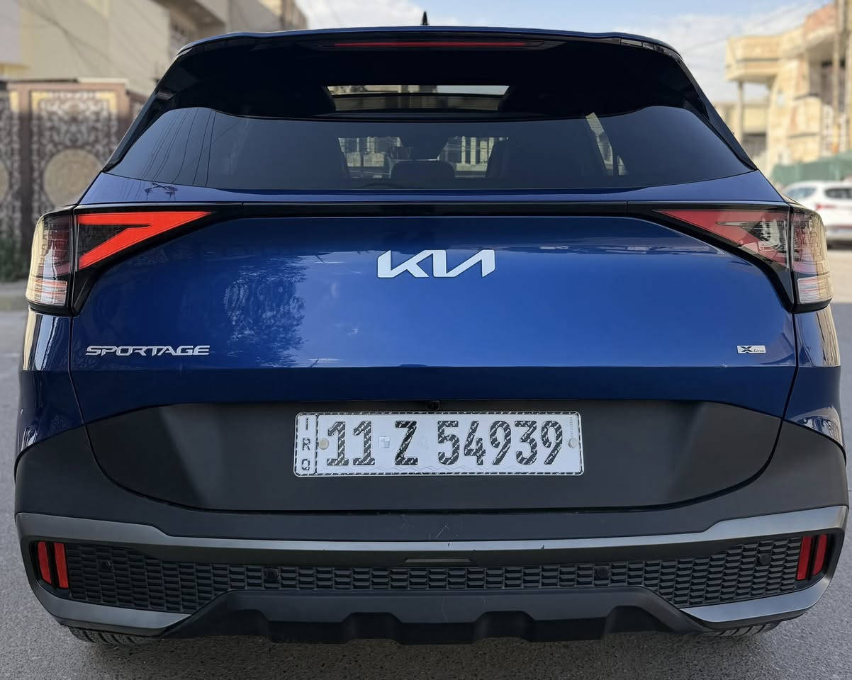 السلام عليكم
سبورتج x line 2024 رقم بغداد بأسمي 
ممشى السياره 16 الف ميل 
بانوراما 
كشنات اماميه تدفئه 
كشن كهرباء 
شحن واير ليس 
بصمه وتشغيل عن بعد 
رادار جانبي ونقطه عمياء 
توقف ذاتي 
داخل السياره جلد 
صندوك كهرباء
فور ويل ومودات قياده 
سايد بريك كهرباء واوتو هولد 
حساس خلفي 
وباقي موصفات الx لاين 
حادث السياره موضح بل صور جاملغ خلفي بارد وبابين صبغ 
بدون ايرباك  حادث جانبي فقط 
مكان السياره بغداد البلديات 
***********
