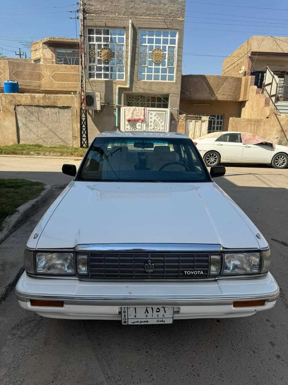 السلام عليكم
سوبر سيدان 1990 
محرك بلادي كير عادي 5M 
على وضع الشركة حصراً 
السعر 108 
مكان بغداد الشعب 
للاستفسار الاتصال بلرقم ***********
