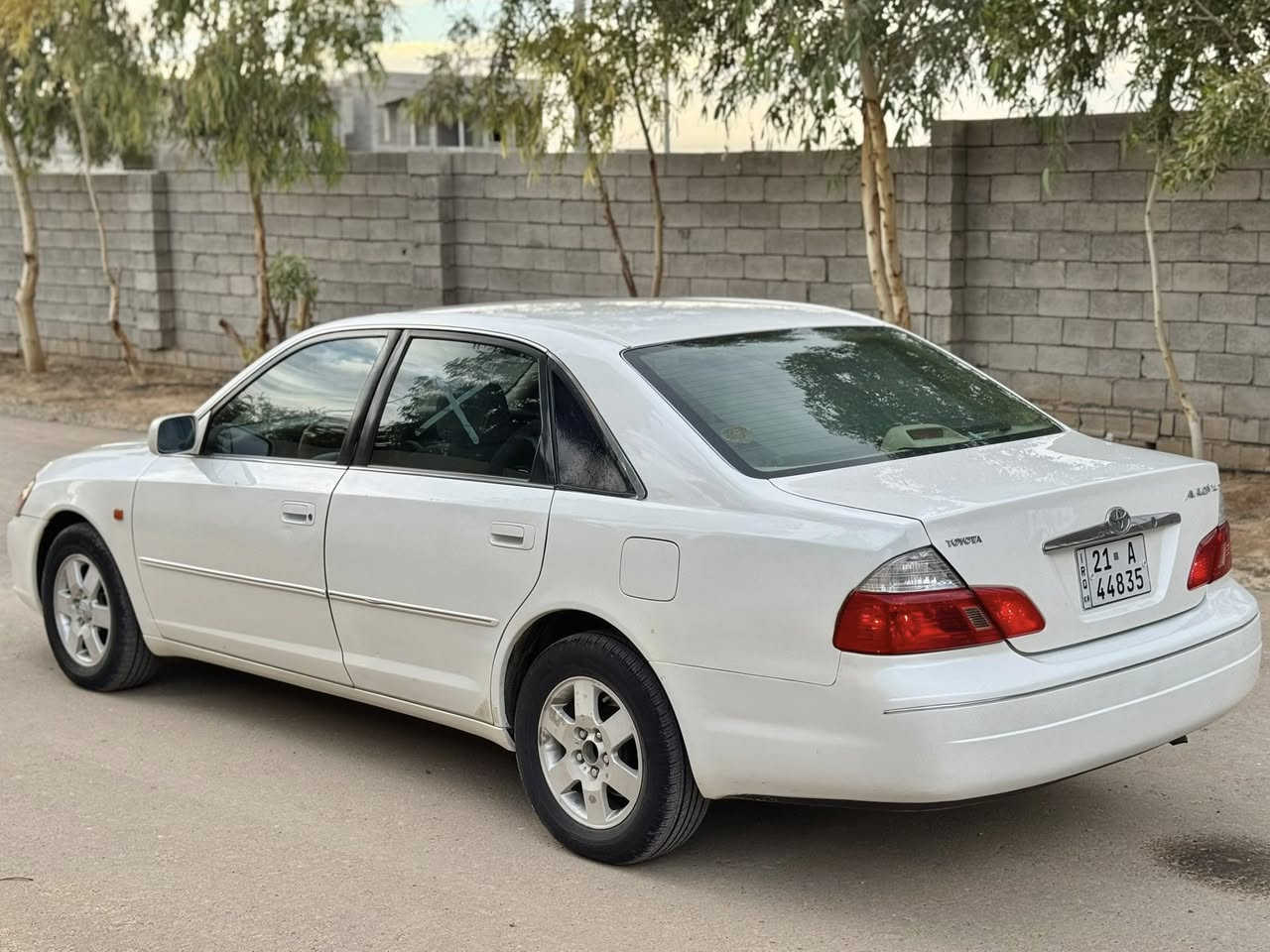 افلون 2001 خليجي
رقم سليمانية الدولي

لون ابيض ( صدفي )
گير ومحرك شرط
كهربائيات السيارة كلها شغالة
داخل السيارة جديد
من كشانة وبطاين بوب ودشبول

ضرر السيارة - جاملغ خلفي جهة السايق صبغ
ربع البنيد وربع الجاملغ مرشوش كلير فقط بدون صبغ

السونار مرفق مع الصور .

السعر - 100$ وبيها مجال .

عنوان السيارة - صلاح الدين - قضاء العلم 
للأستفسار - ‭0774 810 7610‬
