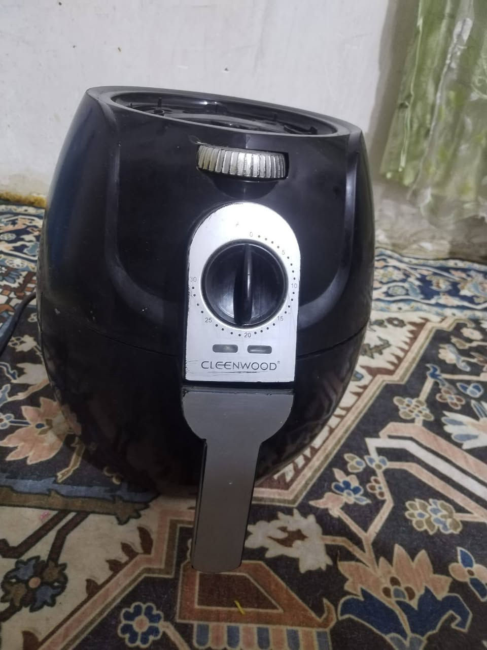 السلام عليكم
قلايه الامانيه باله 15 الف
دراجه اطفال 55 الف جاهزه من كلشي ونضيفه
لي ريدهن يخابرني.   ***********
