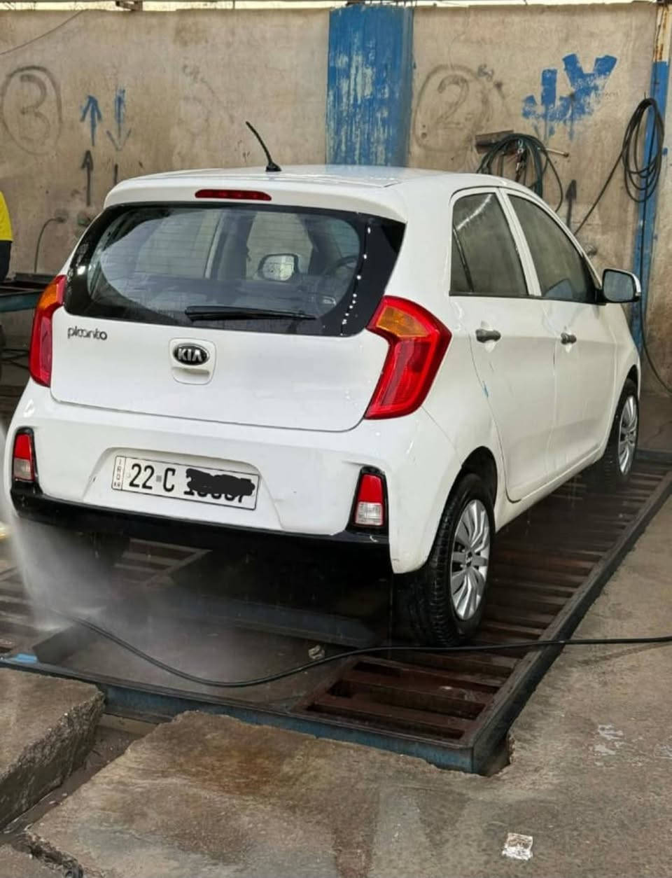 سلام عليكم 
كيا بيكانتو 2016 رقم اربيل دولي ماشيه ٦٥  محرك ٤ سلندر 
بيها ٣ قطع صبغ بدون دواخل مكان سيارة بغداد الدورة 
للاتصال ***********
***********
