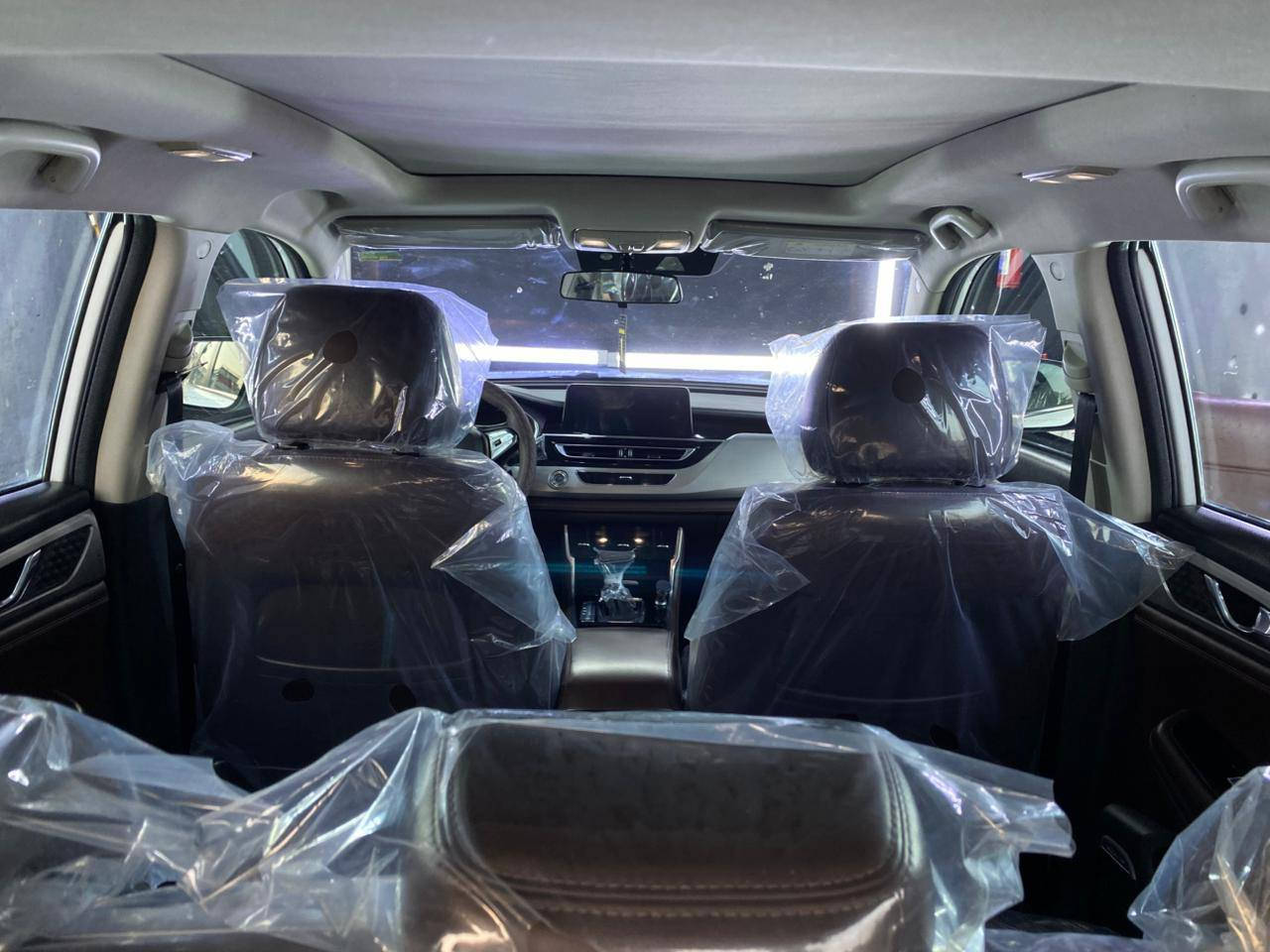 شنجان Sc75 2019 للبيع
فول موصفات
رادار امامي خلفي بنرامه
فول واحد علئ واحد
السيارة بيها ثنين بارد
مكفوله من كلشي 
سيارة جديده
السعر 140 مكان السياره ديوانيه
***********
