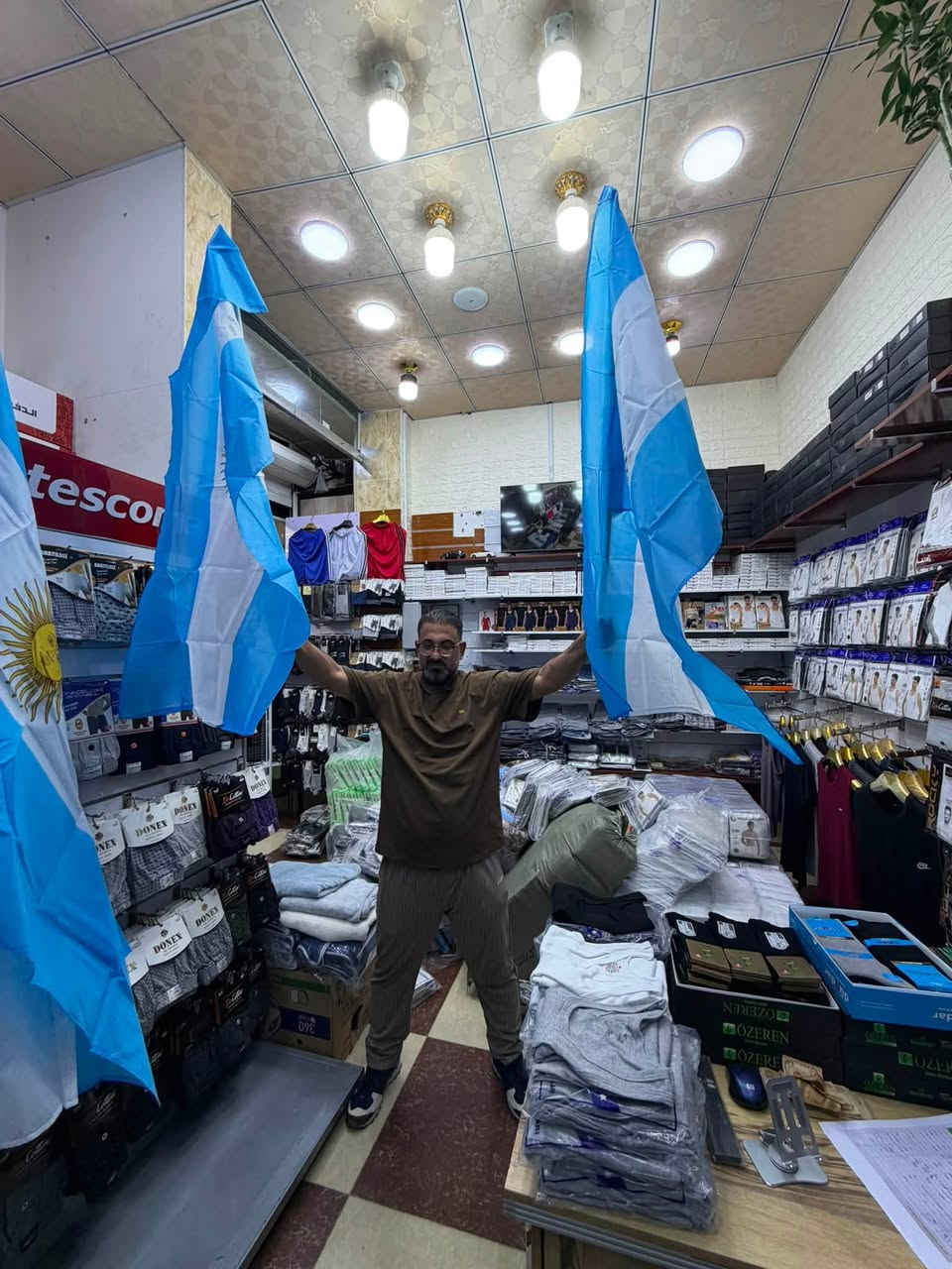 توفير علم ارجنتين لباجر نهائي 🇦🇷🇦🇷🇦🇷🇦🇷
جمله مفرد ***********محمد دبي
***********
