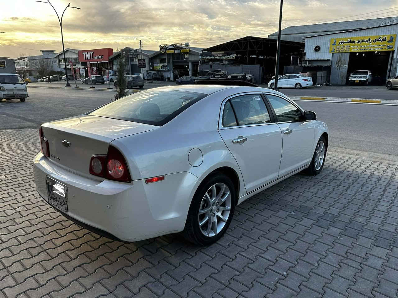 سلام علیکم ماليبۆ ٢٠١٢ خلیجی سفری شەریکەی منصور دەعامی بۆ دەعمی بەشرت بێ بۆیاخ بێ سارد سەیارەکە وەک شەریکە ماوەتەوە  ٢ دەسە گێرو مەکینە بەشەرت مةكينة ٢.٥
مواسەفات فولە (LTZ) کوشن کارەبای کوشن هیتەر سەماعە(BOSE)  کوشن جلد سلايد سوکان ڤۆلیۆم تعدیل سورعە ئاوێنە کارەبای ئوێنە کانی دژە فولە تەبریدی سیستەمی سپلێتە سیارە کە شەغالە

سیارەكة ١٧٠٠٠٠كم  حەقیقی ڕۆشتەوە
نرخي 92 معامةلةيكي كةم 
                                                                  ***********

سلام عليكم ماليبو ٢٠١٢ خليجى سفر منصور 
سياره كفاله عما دعميه لل دعميه بشرط ماكو سبوغ ماكو بارد مكينه بشرط كَير بشرط مكينة ٢.٥

موسفات فول (LTZ) سمعات (BOSE) كشنات كهرباى كشنات هيتر سياره شغال سياره پانوراما كشنات جلد سكان فوليوم تعديل سرعە
١٧٠٠٠٠ كم الف ماشية
سعر ٩٢ مجال بسيط
                                                                    ***********
