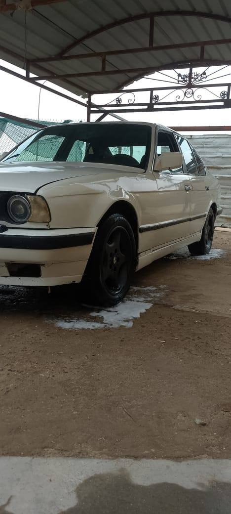 سلام وعليكم بي ام حجم 525 رقم بغداد لماني سنويه كارتونيه رعي سياره ماندله بيع كوم حديد بس سرقه تكفل وعشائر مكينه مسكر بيه تبخير غرفته جلد حلوه مسجله شغال نقصه بس بطانه مال باب سايق جامه صعد وينزل شويه يدله كهربايات سياره مصبوغه سعر 27وبيه مجال شي قليل مراوس وبيع حسب قناعه رحمه ولديكم قرو منشور عدل لحد دخل وكلي شنو بيه هذه رقمي بي وتساب *********** بكان بصره
