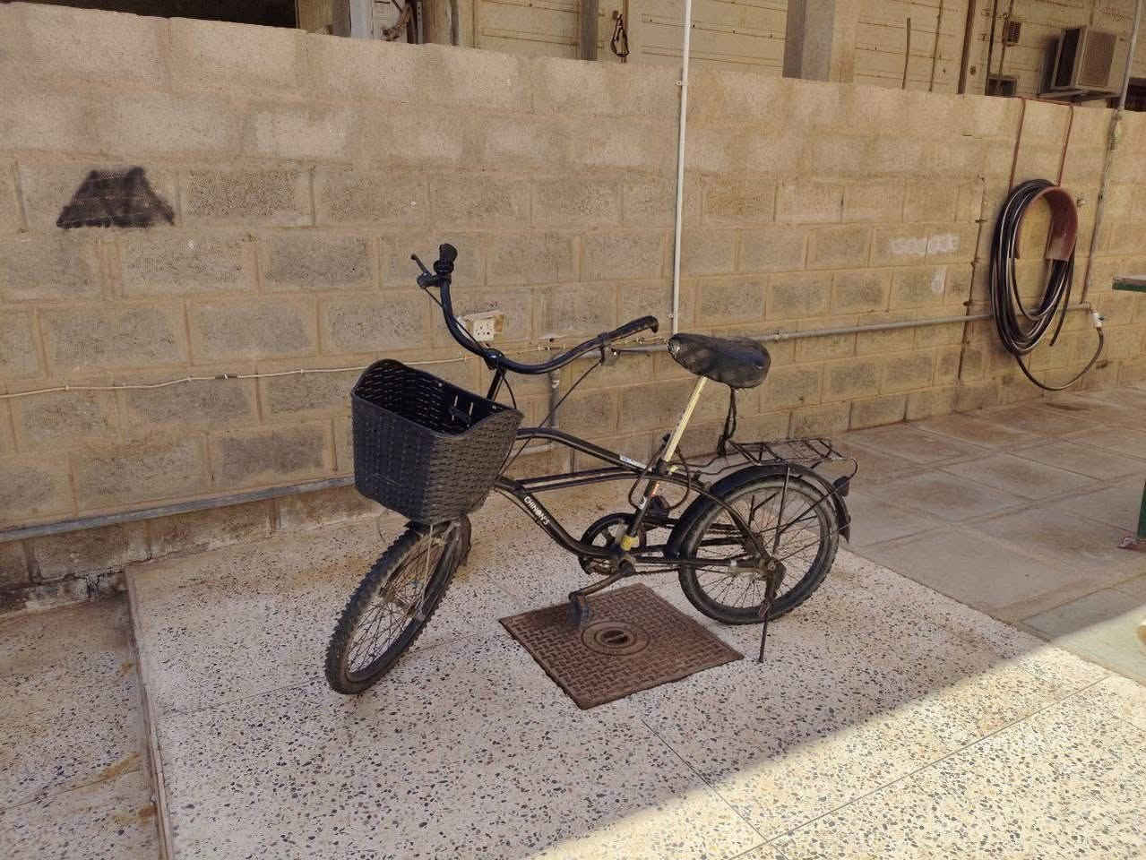 #للبيع بايسكل حجم 20
بايسكل نظيف وجاهز

السعر : 45وبيه مجال

العنوان : القائم العبيدي

***********
