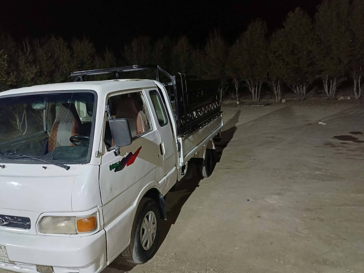 مساء الخير سياره كيه ٩٦ طويله كير اكسن محرك شاصي ورقم شاصي تخم تاير رقم واسط سياره جاهزه للجناي  تحويل مباشر السعر 55 وبيها مجال للاستفسار الاتصال على الرقم ***********
