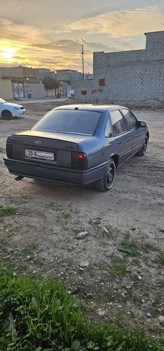 سلام عليكم 
للبيع اوبل فكترا 
حجم 16 استيرن بور
رقم نجف الماني سنويه جديد شرعي بل موصل شرط تحويل وكاله
كير شرط محرك بي اثر صرف 
السعر 28  ورقه
رقم الهاتف ***********
