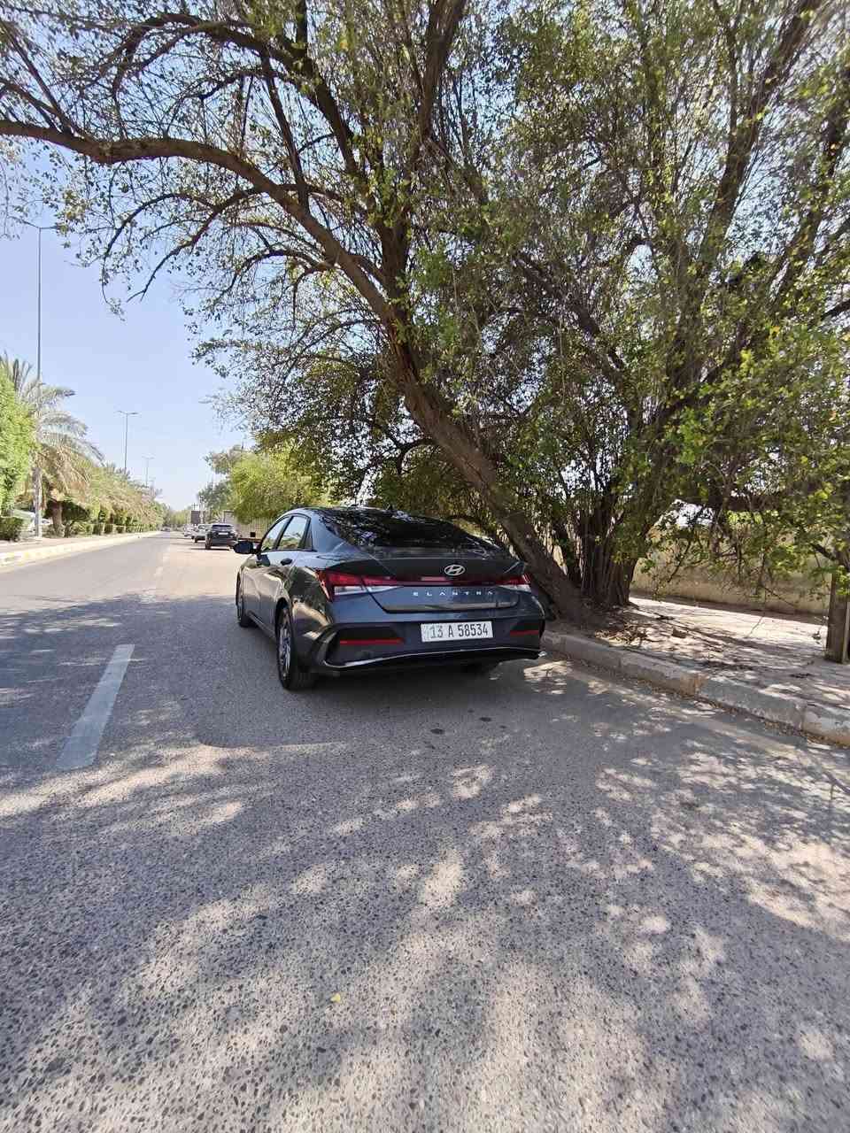 :سلام عليكم
هونداي الانتره 2024 
دخول جديد شهداء
وكاله عام من المالك مباشر
مواصفات 
• تشغيل بصمة + بصمة أبواب
• شاشة كبيرة + Apple CarPlay
• كامرة خلفية وحساسات
• رادار ومانع تصادم
• المحافظة على المسار
• كروز كنترول
• إنارة LED كاملة
• نقطه عمياء
• تحكم استيرن
• ⁠عداد المسافه/27m
• ⁠اناره دشبول LED
• ⁠محرك 2000 دوش
• ⁠صور الحادث مرفقه بل منشور مع سونار حديث
• ⁠المركز: العمارة حي القاهرة الأولى 
• ⁠📞للأستفسار: ‭***********
