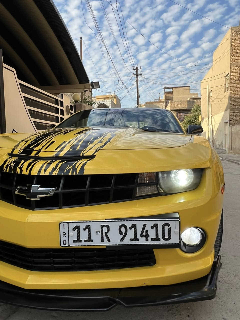 سلام عليكم
بيع بدون مراوس
السياره باسمي شخصيا رقم دولي 
السياره كلش نظيفه 
موديل ٢٠١٢
محرك 6 سلندر 
لون اصفر 
كراسي كهرباء
تحكمات ستيرن 
شاشه اعطال 
صدر امامي خلفي نظيف 
شفتات سرعه 
ويل ٢٠
بجم زنون 
السياره كلش مميزه ونظيفه  
مكان السياره بغداد الجديده 

سعر السياره ٨٨ ورقه 

*********** واتساب
