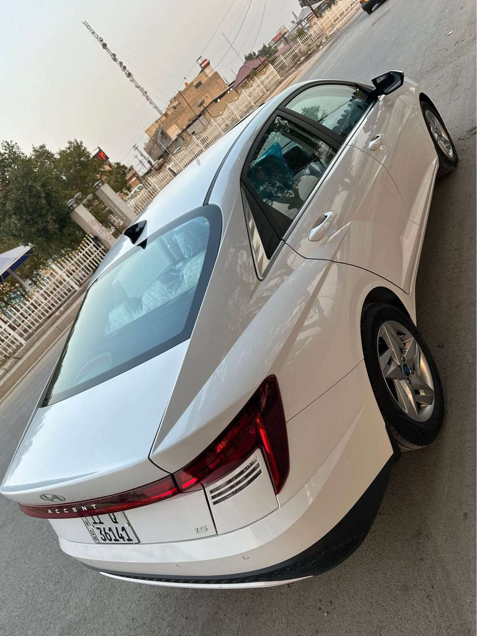 هونداي اكسنت خليجي موديل 2024 
ماشية 10000 كم رقم بغداد ب اسمي 
السيارة بعدها بالضمان وبحالة الوكالة وبيها سونار  موجود بالصور  جزء جداً بسيط بالدعامية  صار بي شخط وصبغتة 
السعر 147 ورقة  رقمي *********** بغداد, العراق
