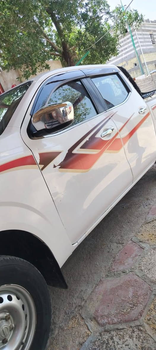 سلام عليكم نيفارا 17للبسع أربيل سنويه صاقطه خليجي سياره جديده مكان نجف وكالة بسمي سياره بسم شركه تريد وكالة أو تحويل ثاني يوم سعر115وبيه مجال للاتصال *********** النجف, العراق
