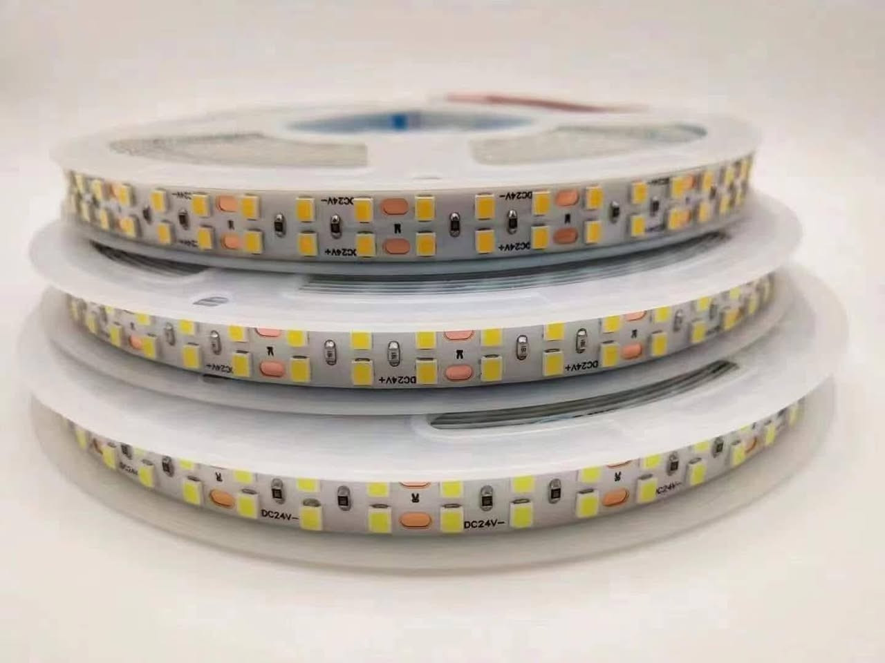 تم نشره بروفايل جميع القياسات اصلي
للبيع بسعر الجمله    موجود خدمه توصيل 

مباشر... 24واط محوله 

ديالى المقداديه الحساويه الشارع العام قرب شارع العواشق 

***********
