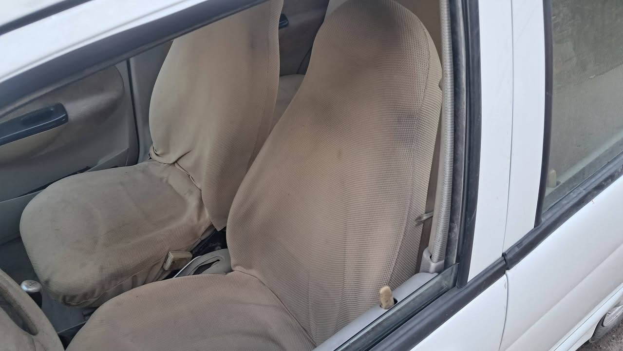 سيارة كيو كيو شيري موديل 2013 للبيع بسعر 30 ورقه وبيها مجال المكان بصرة الجمهورية السيارة ماشيه 84 الف مبدل الها منظومة كير وباتري وتايرات بديها نظيف تقريبا بيها جم زلغ صغير ارقامها دولية بصرة باسمي تحويل يمته ماتريد دواخلها اذا تريد تكدر تعدلها ودوشمها من جديد بيها تبخير شوي وغراضها رخصيه محركها اعتقد ب200
واذا تداريها بدهن وماي ماعليها شي سيارة مرتبه للبيع اخذتها للجامعة رقمي *********** موجود واتساب ولحد يكلي شنو تكفل بيها مابايع لاند كروز هههه هيه كيو كيو غراضها كلها موجوده ورخيصه
