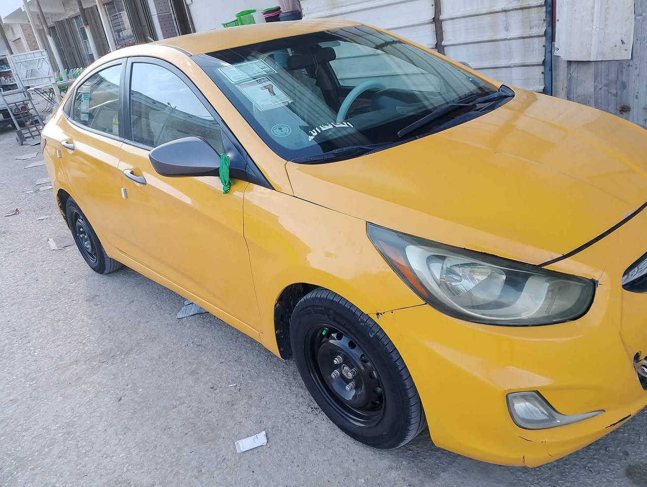 اكسنت 2013 وارد امريكي
سعر 77 وبي مجال قليل  مكان ديوانيه
***********
