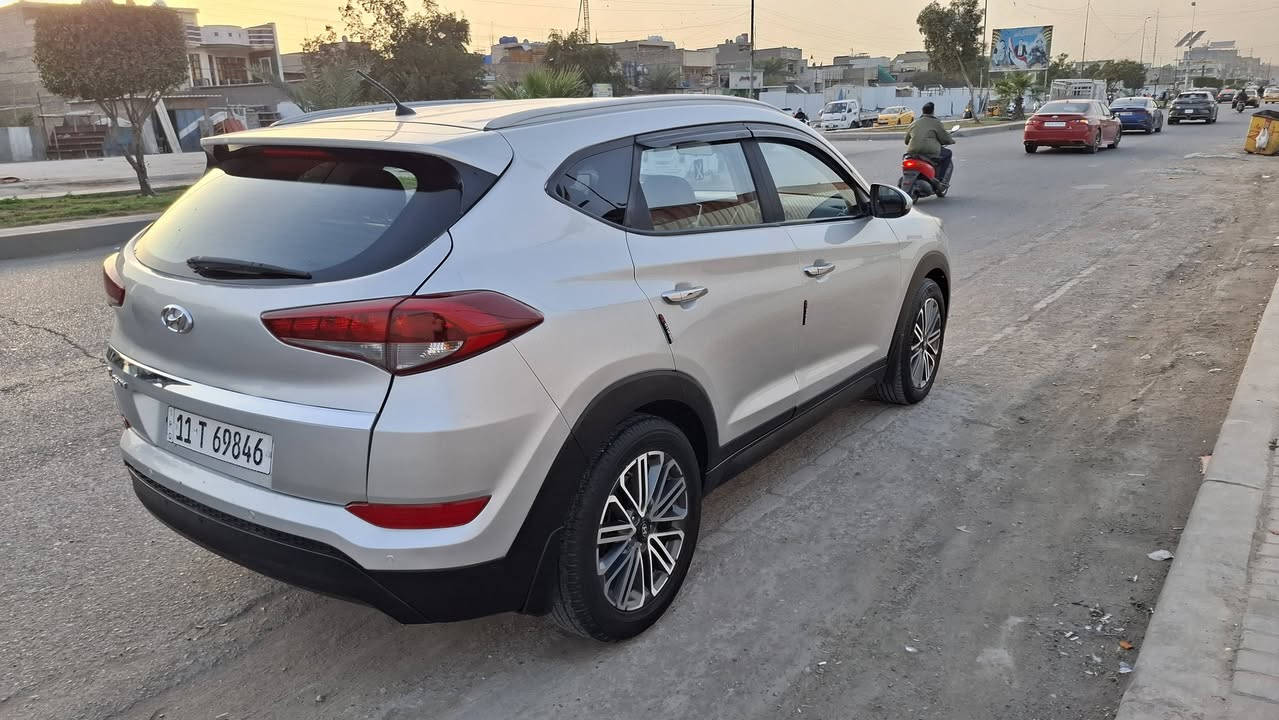 السلام عليكم اخوان عندي سياره توسان خليجي الموديل 2017 محرك 2000 دوش ما مفتوح على وضع الشركه كير كذالك تخم تاير صدر تبريد كله جاهز سياره بدون حادث بيها صبغ حزام اثر جراد وجلح بدون لا تبديل ولا حادث سونار مرفق منشور سياره جاهزا وتراي ممتاز بسمي رقم بغداد مواصفات فول عدا لفتحه ولبصمه قطعتين تبريد مري شفط اشاره مري حساسات شاشه جبيرا تحكمات جهتين رادار أمامي خلفي سياره جاهزا جهاز تام السعر مناسب 139 وبيه شي بصيط ابيعلك على سونار العنوان بغداد الاستفسار ***********
