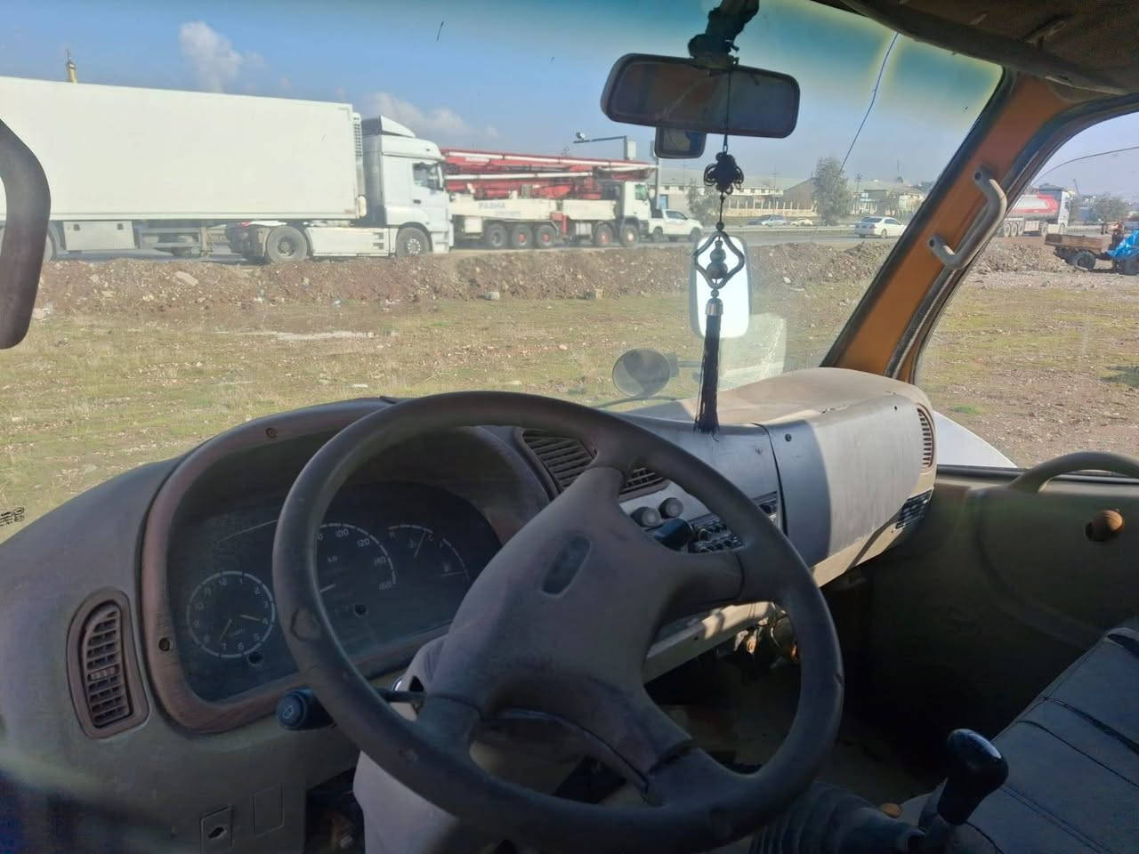 كه لابه ئه سوزه صيني رقم اصلي كيرو مه كينه و شاسي به شه رت به س وينجي بيوه نيه ٢٠١٠موديل سليمانيه
٤٠ ورقه
*********** السليمانية, العراق
