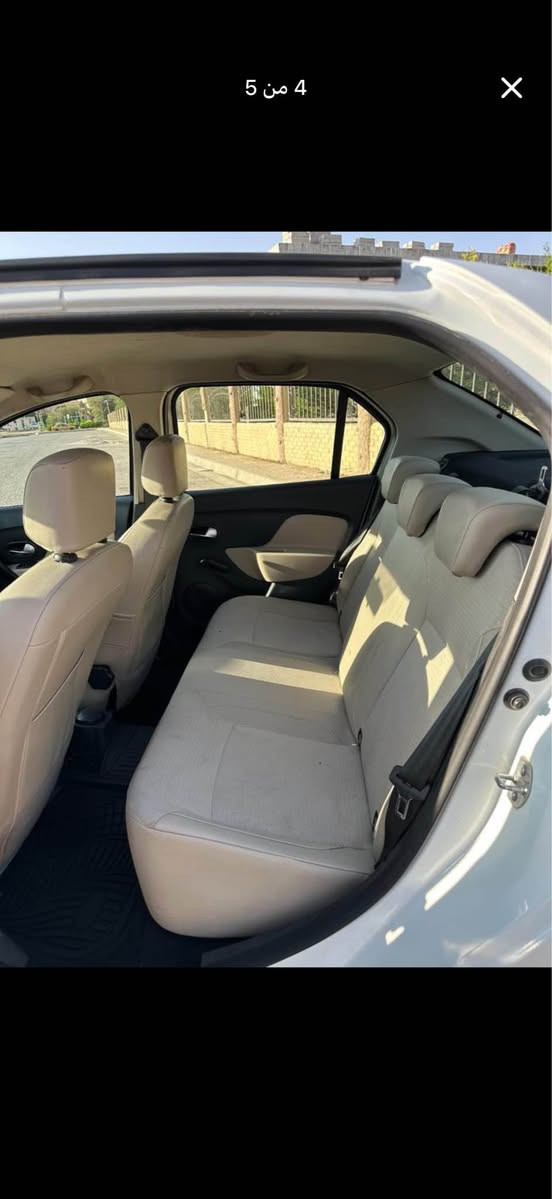 رينو سنبول موديل 20 بدون صبغ بيها تعديل بارد فقط
ماشيه 98 الف السعر 88 ورقه العنوان كركوك ورقه الفحص 
بلمنشور
*********** كركوك, العراق
