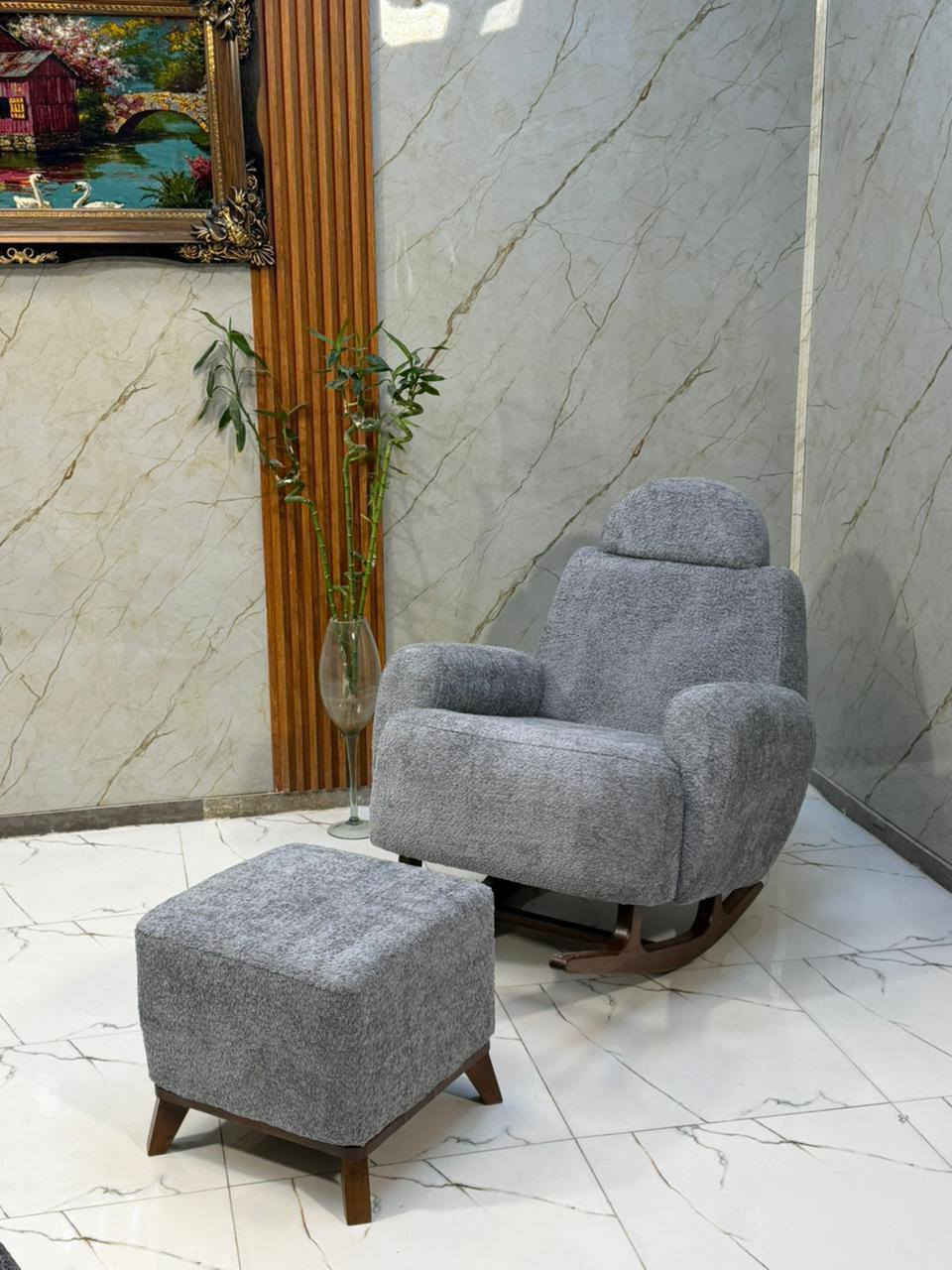 كرسي هزاز  نوعيه ممتازه وتصميم 
يتحمل وزان ثقيله جدا 💯 
تصميم عصري وحديث لاصحاب الذوق الرفيع والتميز بيتك ويانه اجمل واحدث الموديلات الجديده 😍😍😍

منشأ تركي 😍🇹🇷 

للحجز والاستفسار يمكنك مراسلتنا على الصفحه الرئيسيه 
وايضا يمكنك لاتصال واتساب او تصال هاتفي 📞📞
رقم الهاتف ***********

توجد خدمه توصيل كافه محافظات العراق 🚛🚛🚛🚛
