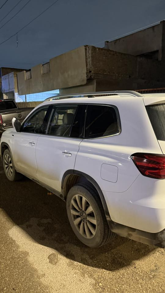 سلام عليكم
MG    RX8.   2023

زيرو ماشيه 5 الاف كيلو

فول موصفات 

رقم اربيل تحويل او وكاله

7 راكب تبريد مركزي 

فور ويل وعده انظمه للقياده

فتحه بصمه كراسي جلد كهرباء

ترايه مال لاندكروز برادو 

فول اوتوماتيك وكير عادي وشفتات

سياره بحاله الزيرو 

سعر 190$

مكاني بغداد الدوره
***********
